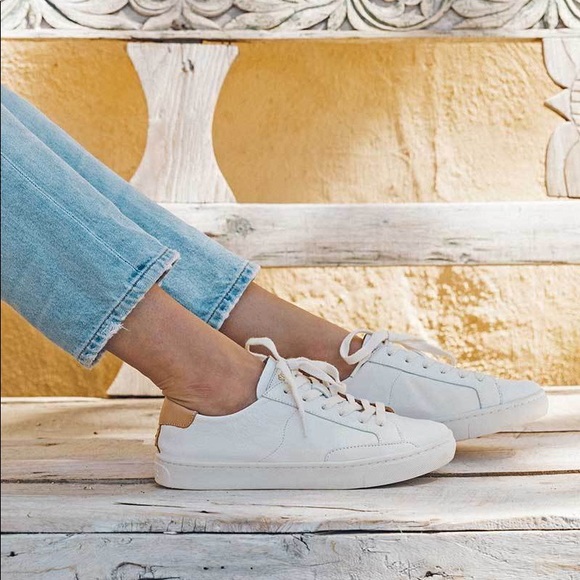 soludos ibiza leather sneaker